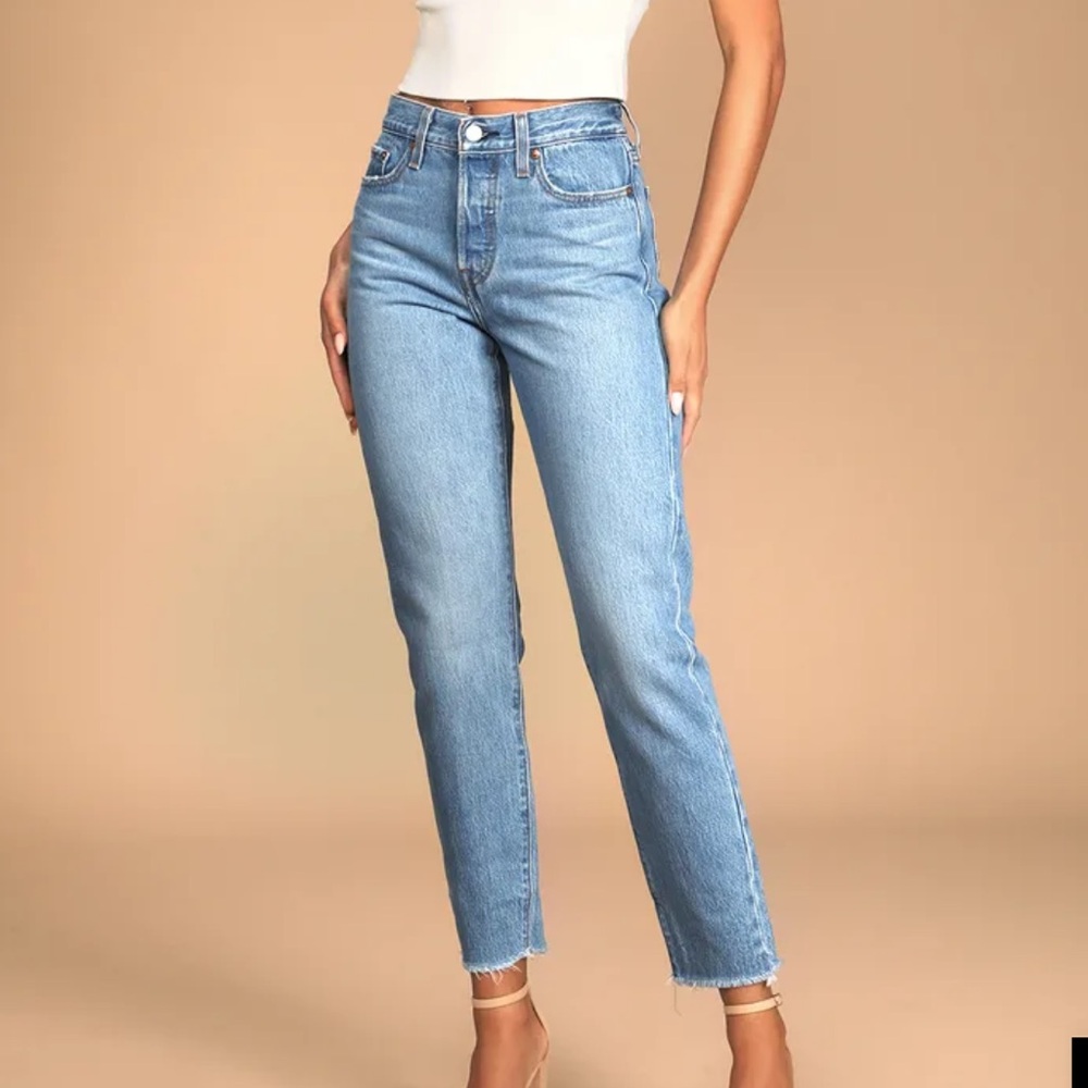 Levi’s Wedgie Jean